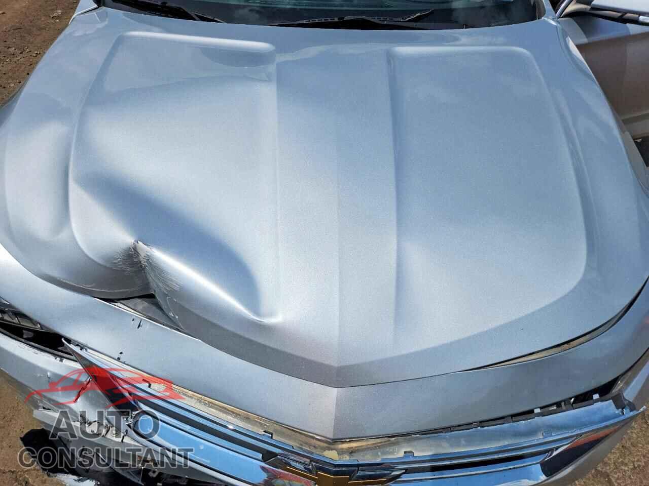 CHEVROLET IMPALA 2017 - 1G1105S33HU158564