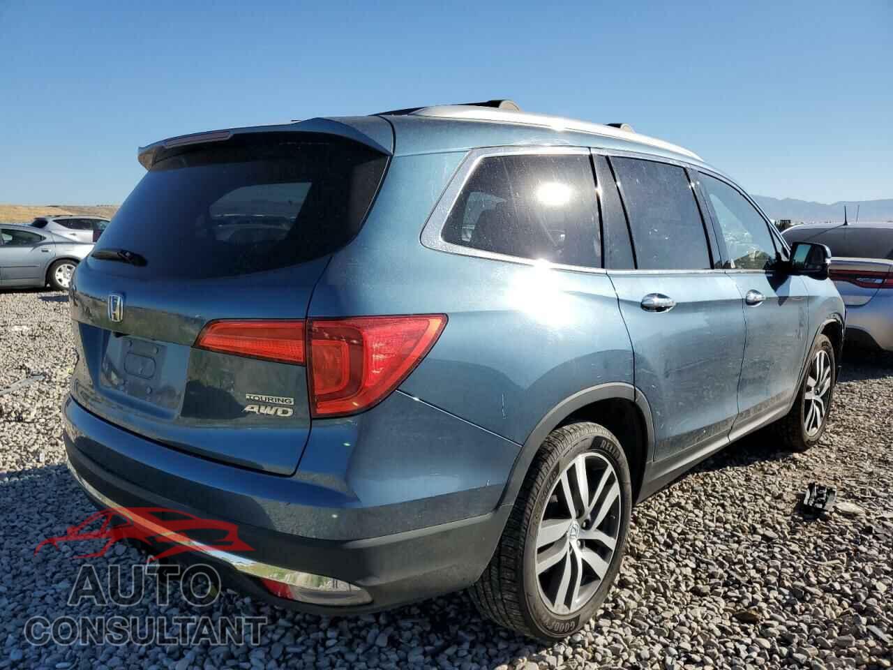HONDA PILOT 2016 - 5FNYF6H97GB117299