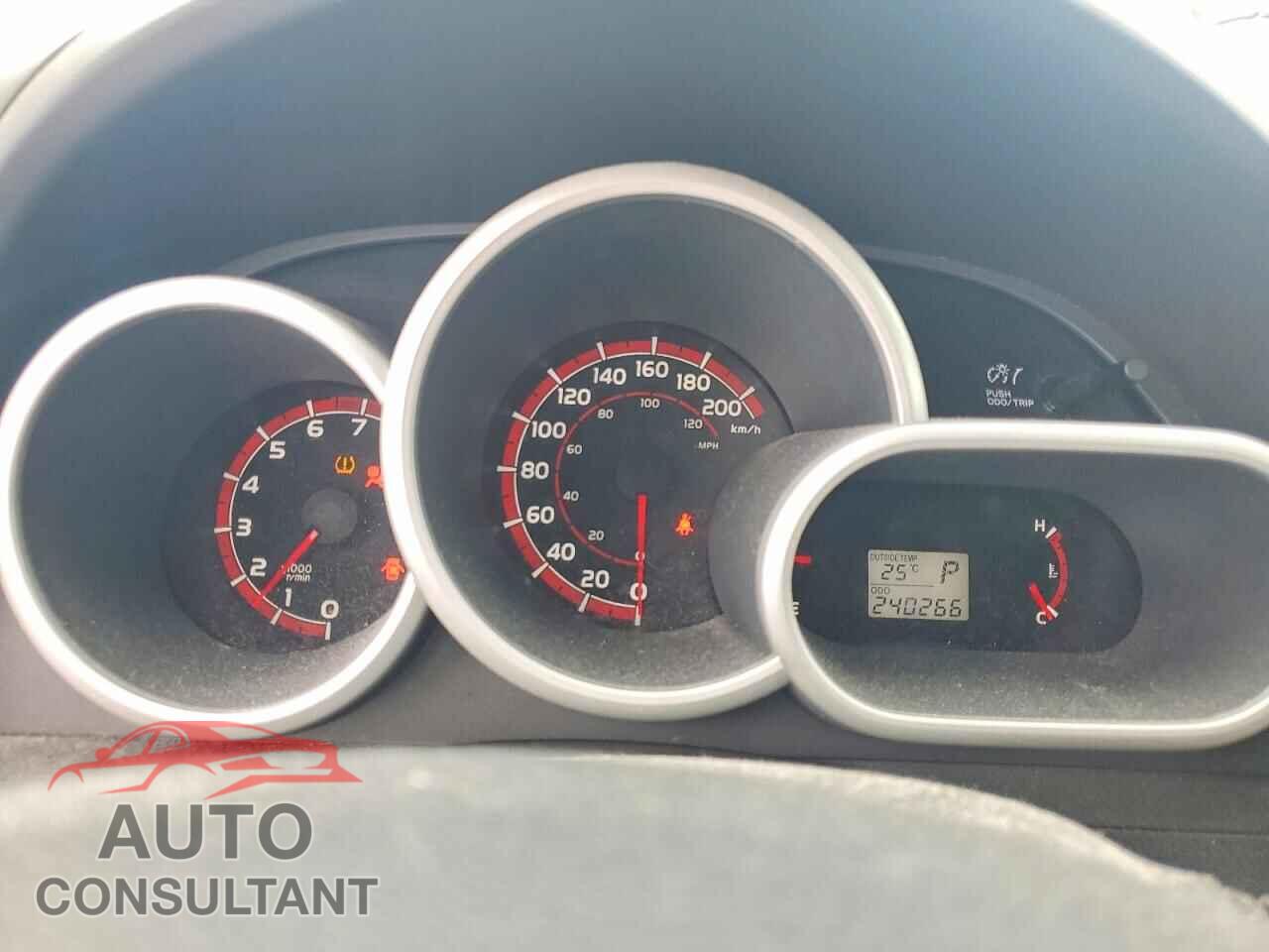 TOYOTA MATRIX 2011 - 2T1KU4EEXBC710251