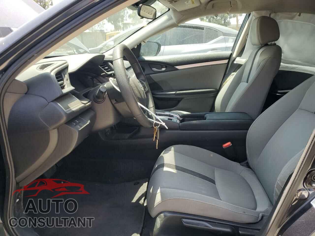 HONDA CIVIC 2019 - 2HGFC2F66KH555950