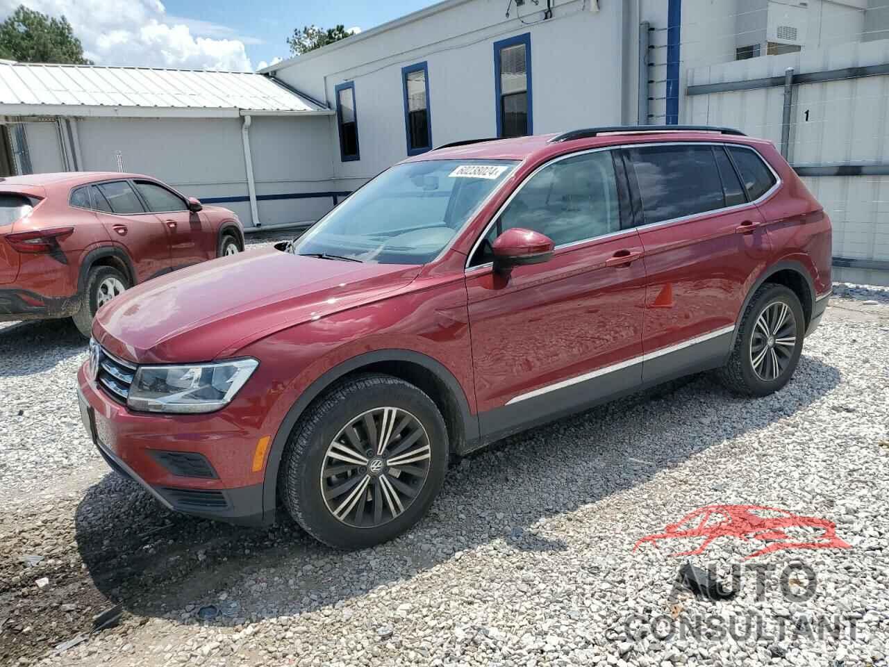 VOLKSWAGEN TIGUAN 2018 - 3VV3B7AX2JM046747