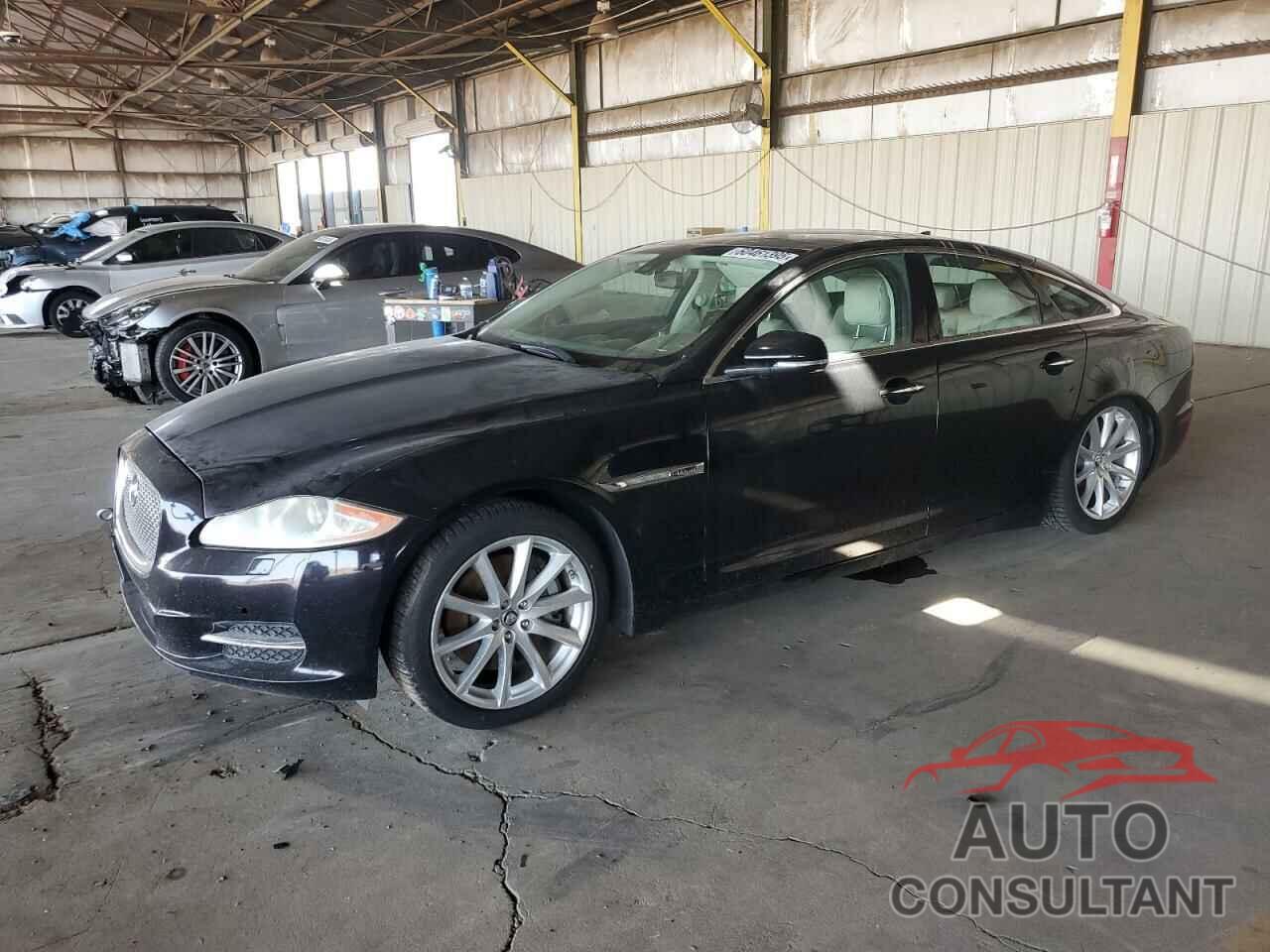 JAGUAR XJ 2013 - SAJWA1C77D8V40055