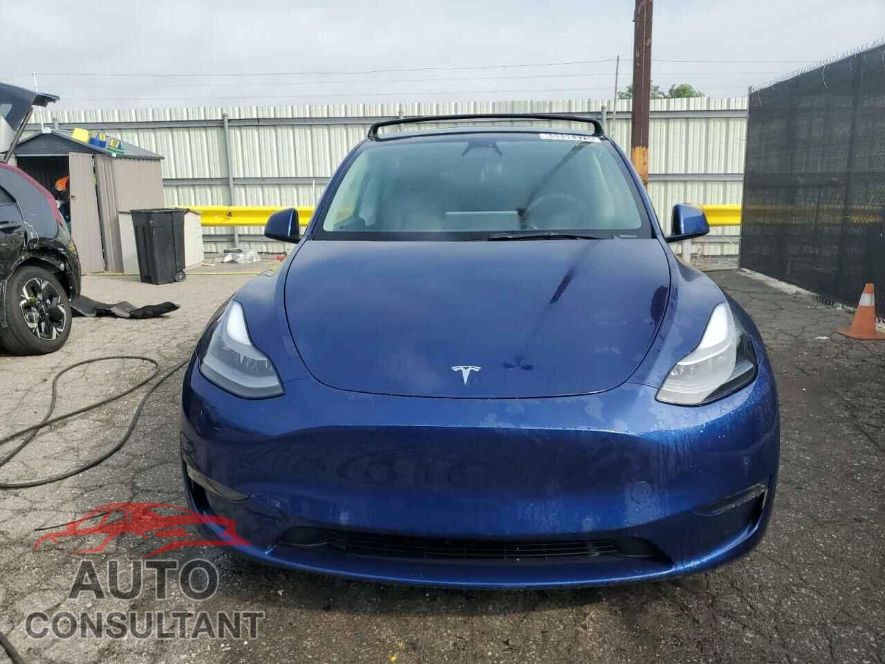 TESLA MODEL Y 2022 - 7SAYGDEF8NF341421