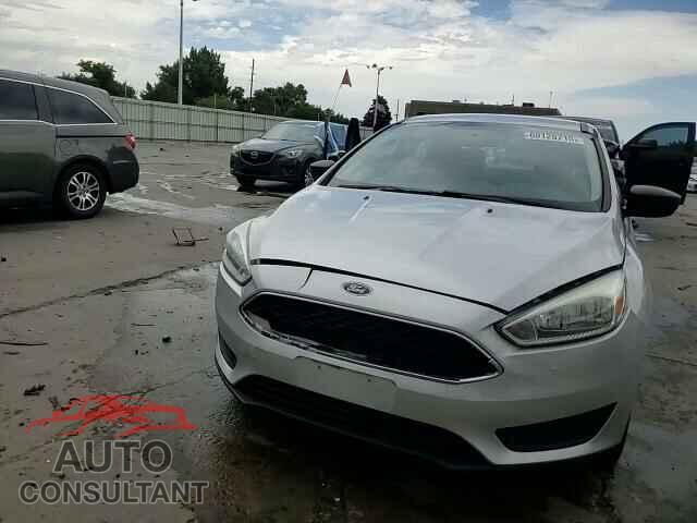FORD FOCUS 2016 - 1FADP3E26GL347551