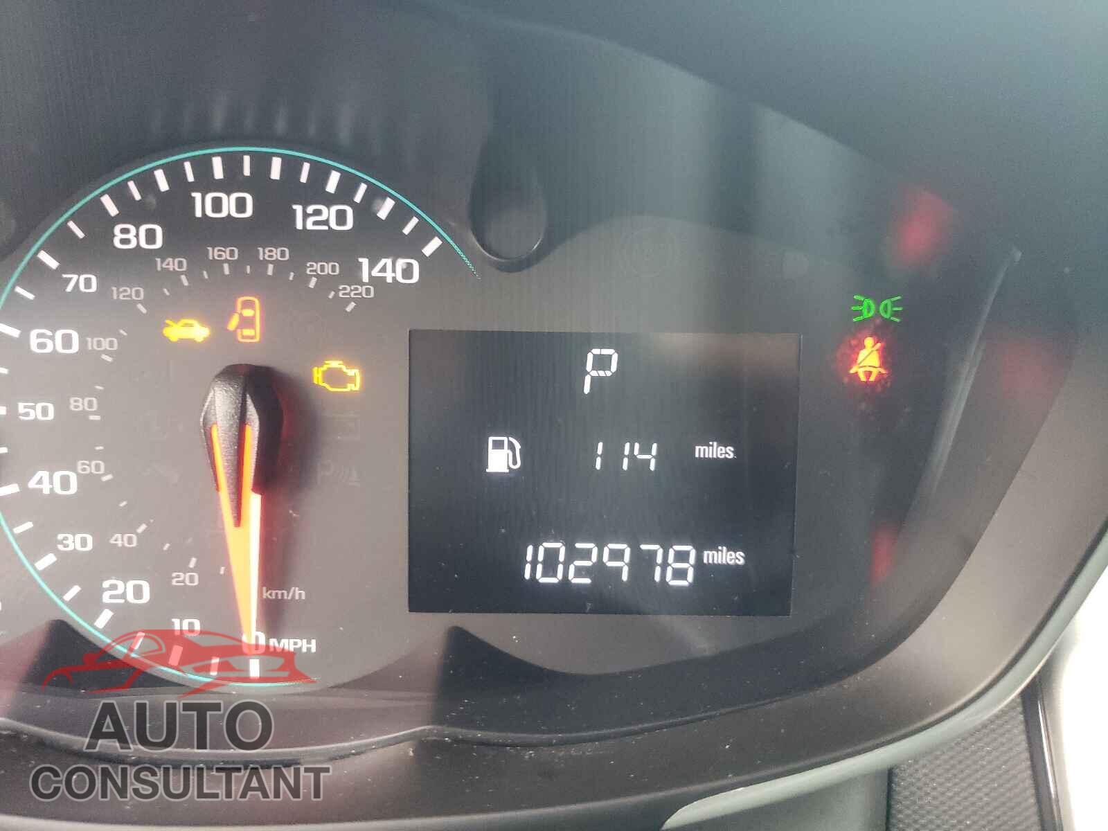 CHEVROLET SONIC 2017 - 1G1JD5SH0H4121925