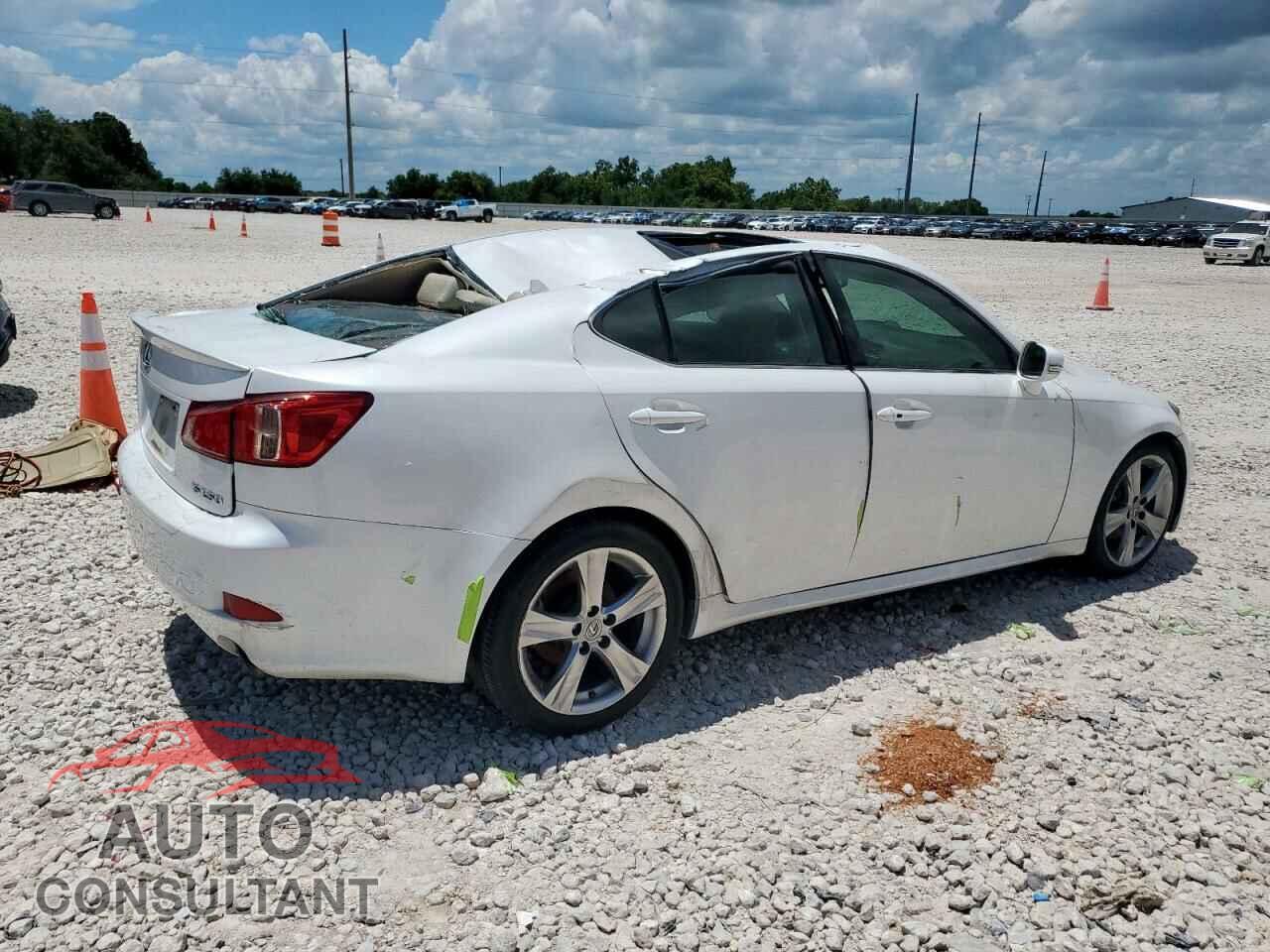 LEXUS IS 2011 - JTHBF5C24B5135973