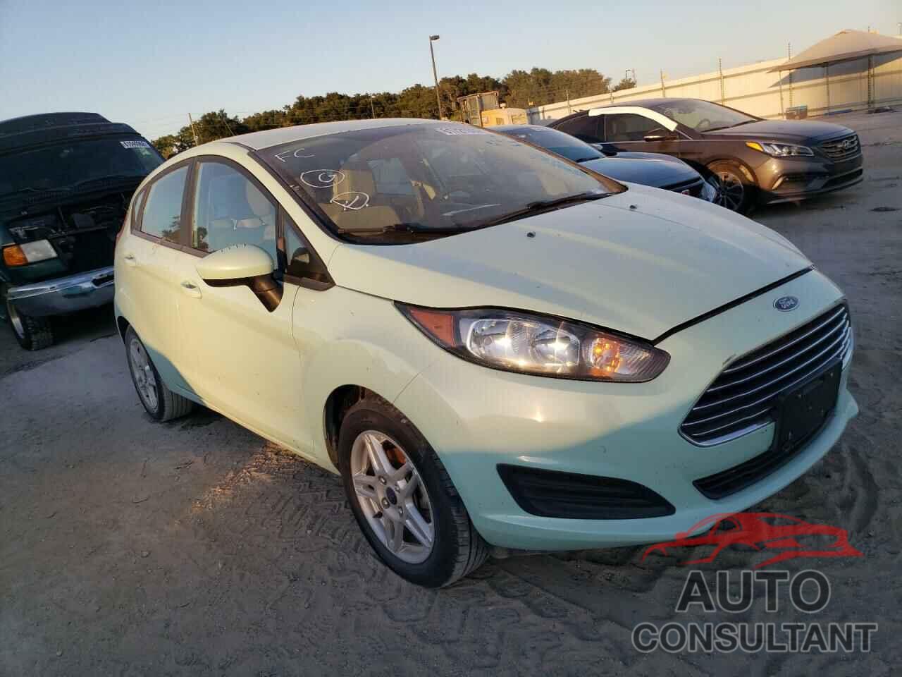 FORD FIESTA 2018 - 3FADP4EJ3JM138593