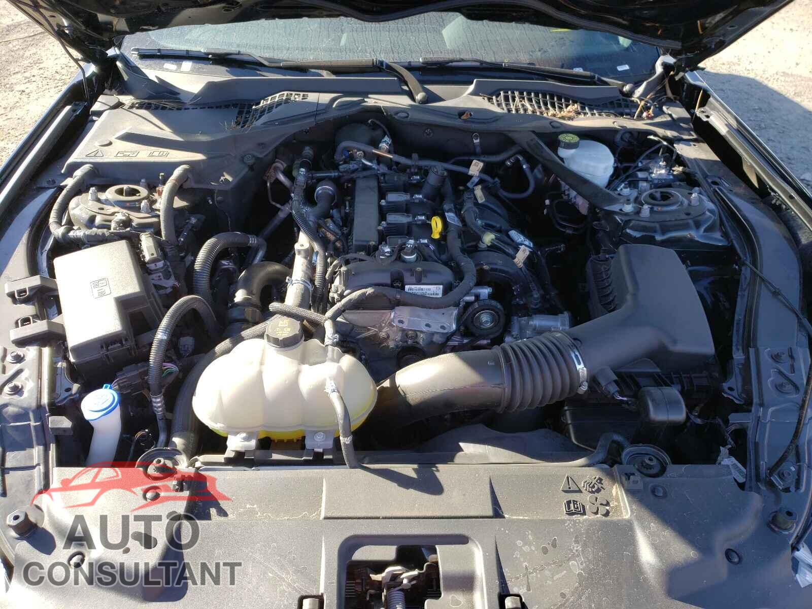 FORD MUSTANG 2021 - 1FATP8UH7M5121808