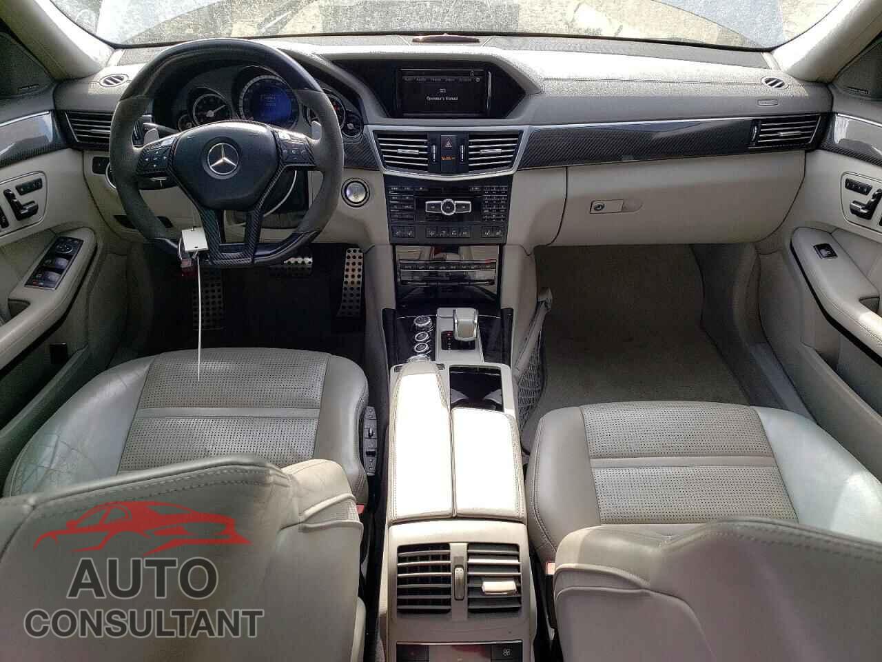 MERCEDES-BENZ E-CLASS 2013 - WDDHF7EB3DA732231