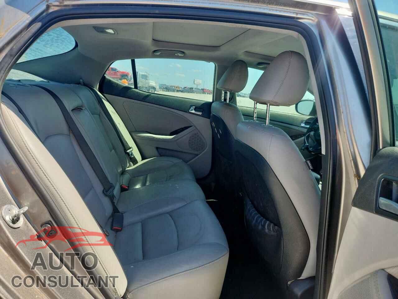 KIA OPTIMA 2015 - 5XXGN4A76FG412420