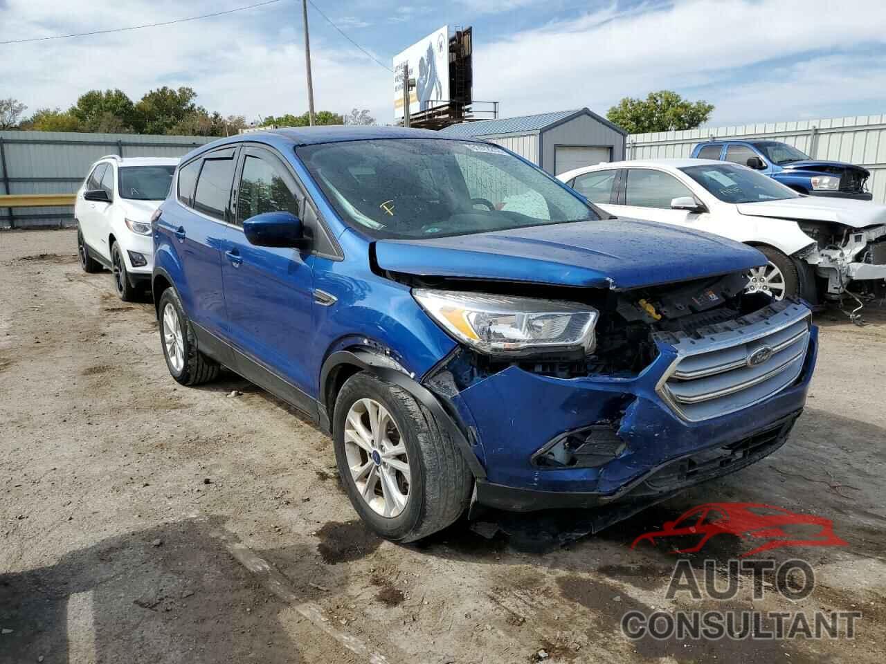 FORD ESCAPE 2017 - 1FMCU9G91HUE93231