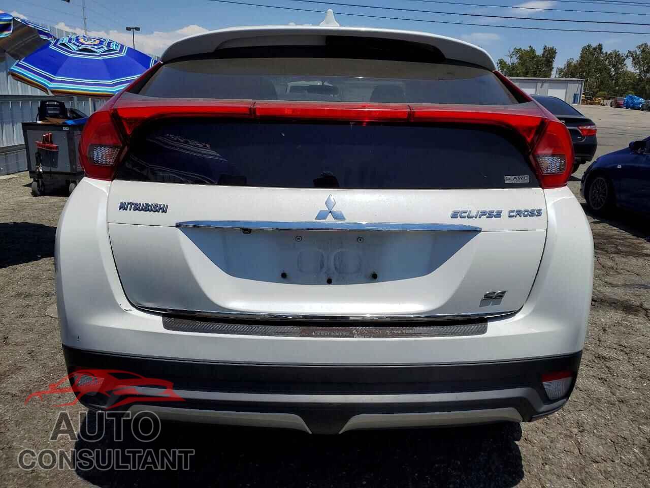 MITSUBISHI ECLIPSE 2018 - JA4AT5AA5JZ037388