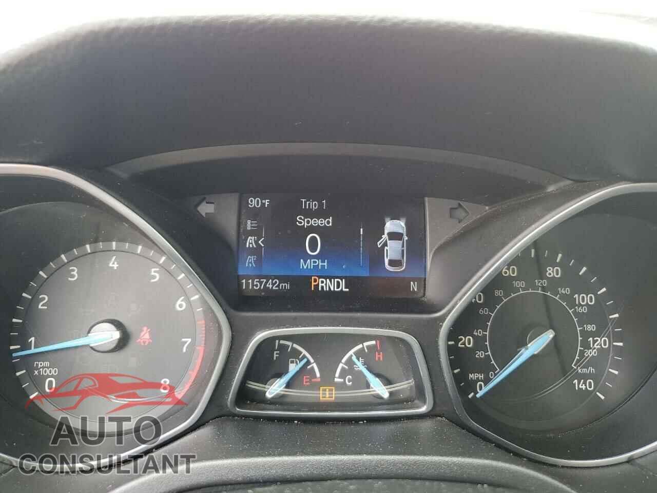 FORD FOCUS 2017 - 1FADP3F22HL215189