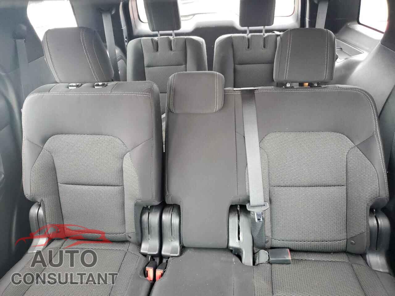 FORD EXPLORER 2017 - 1FM5K8D88HGB38320