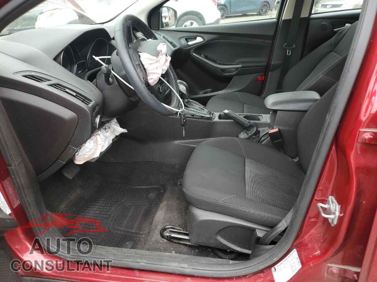 FORD FOCUS 2017 - 1FADP3M22HL308796