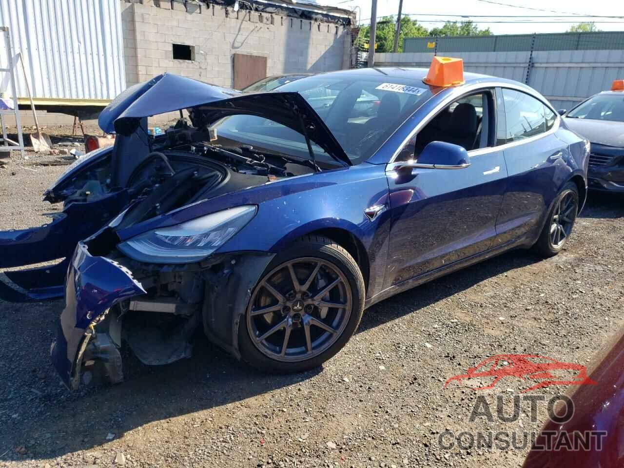 TESLA MODEL 3 2018 - 5YJ3E1EB8JF093772