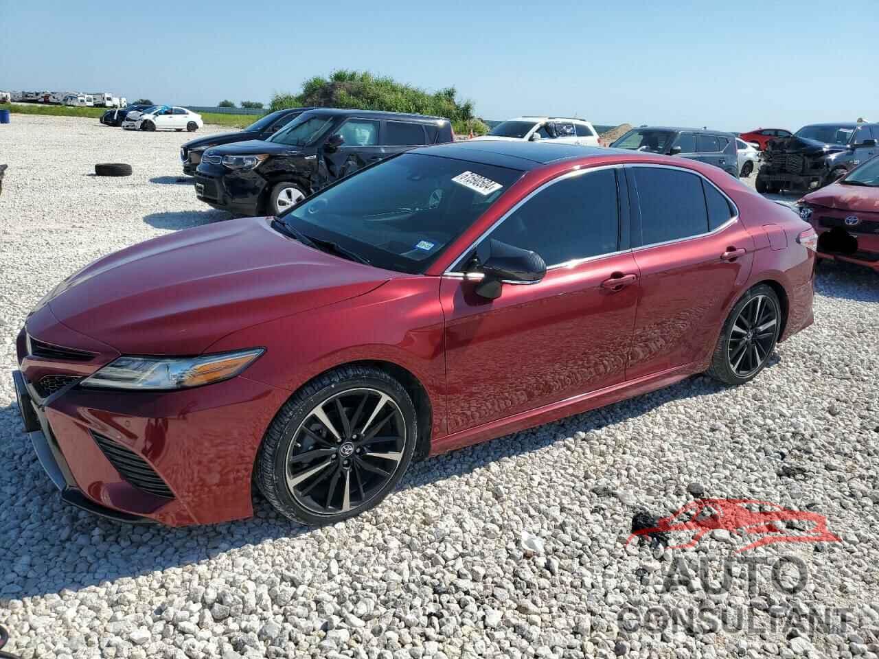 TOYOTA CAMRY 2018 - 4T1BZ1HK2JU505201