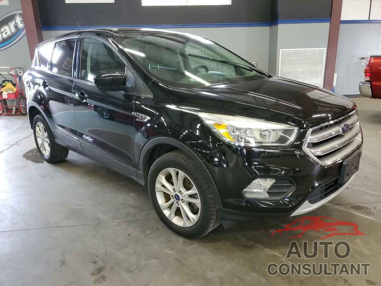 FORD ESCAPE 2017 - 1FMCU9GD6HUA17884