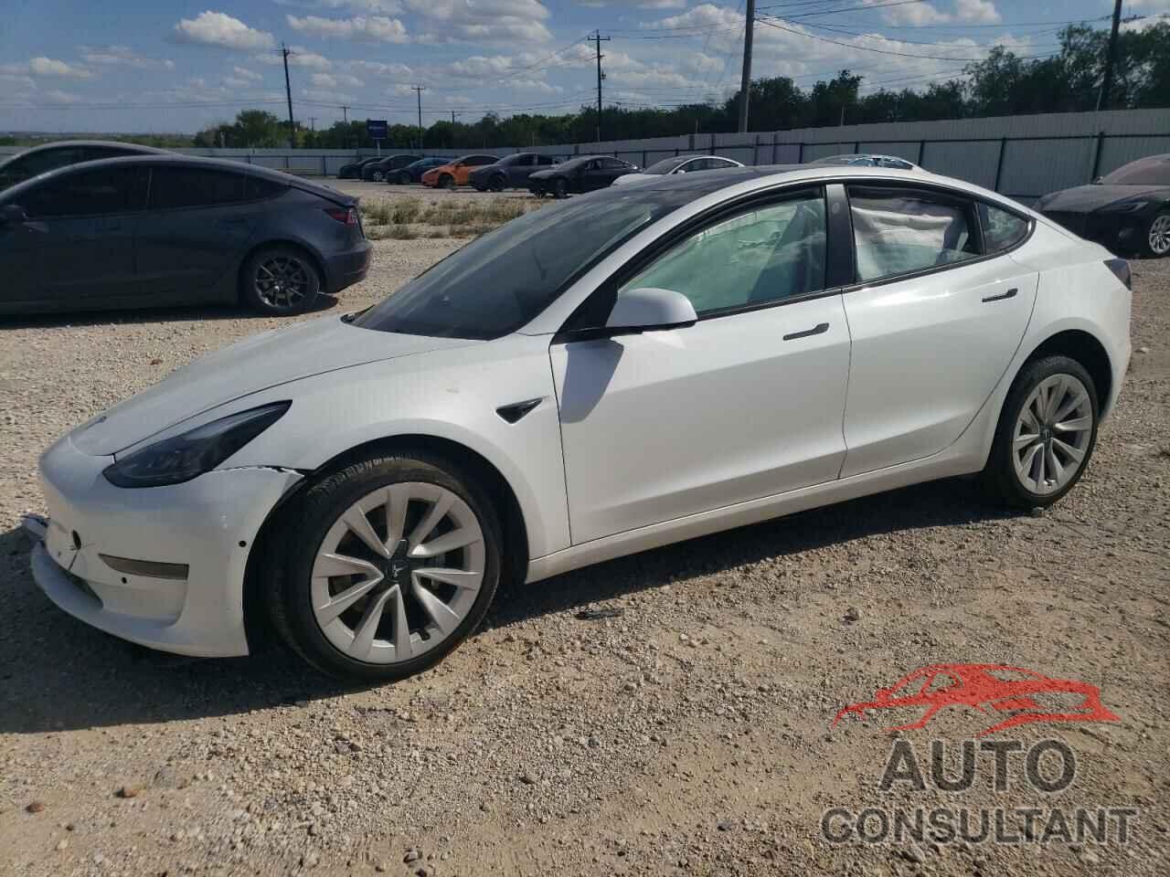 TESLA MODEL 3 2022 - 5YJ3E1EA4NF302549