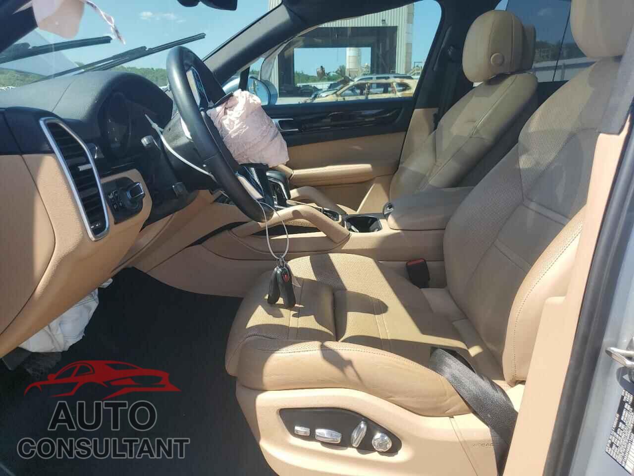 PORSCHE CAYENNE 2019 - WP1AA2AY6KDA11662