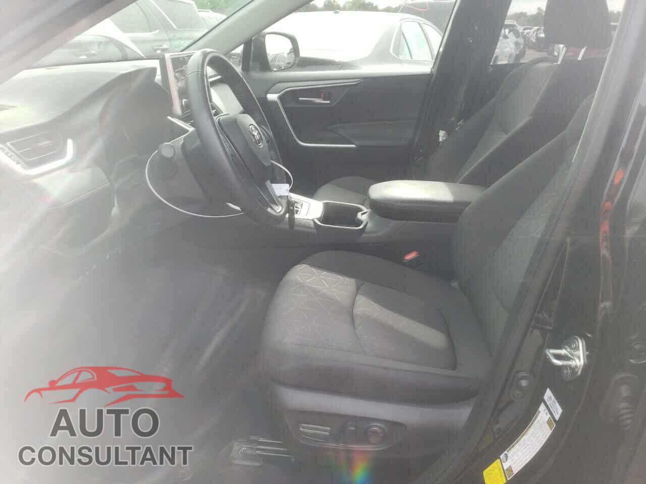 TOYOTA RAV4 2023 - JTMP1RFV8PD094974