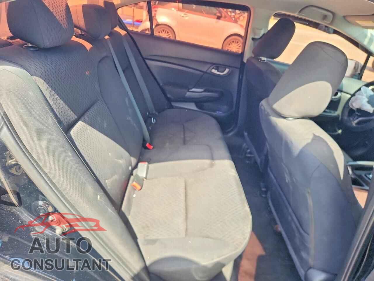 HONDA CIVIC 2015 - 19XFB2F5XFE006455
