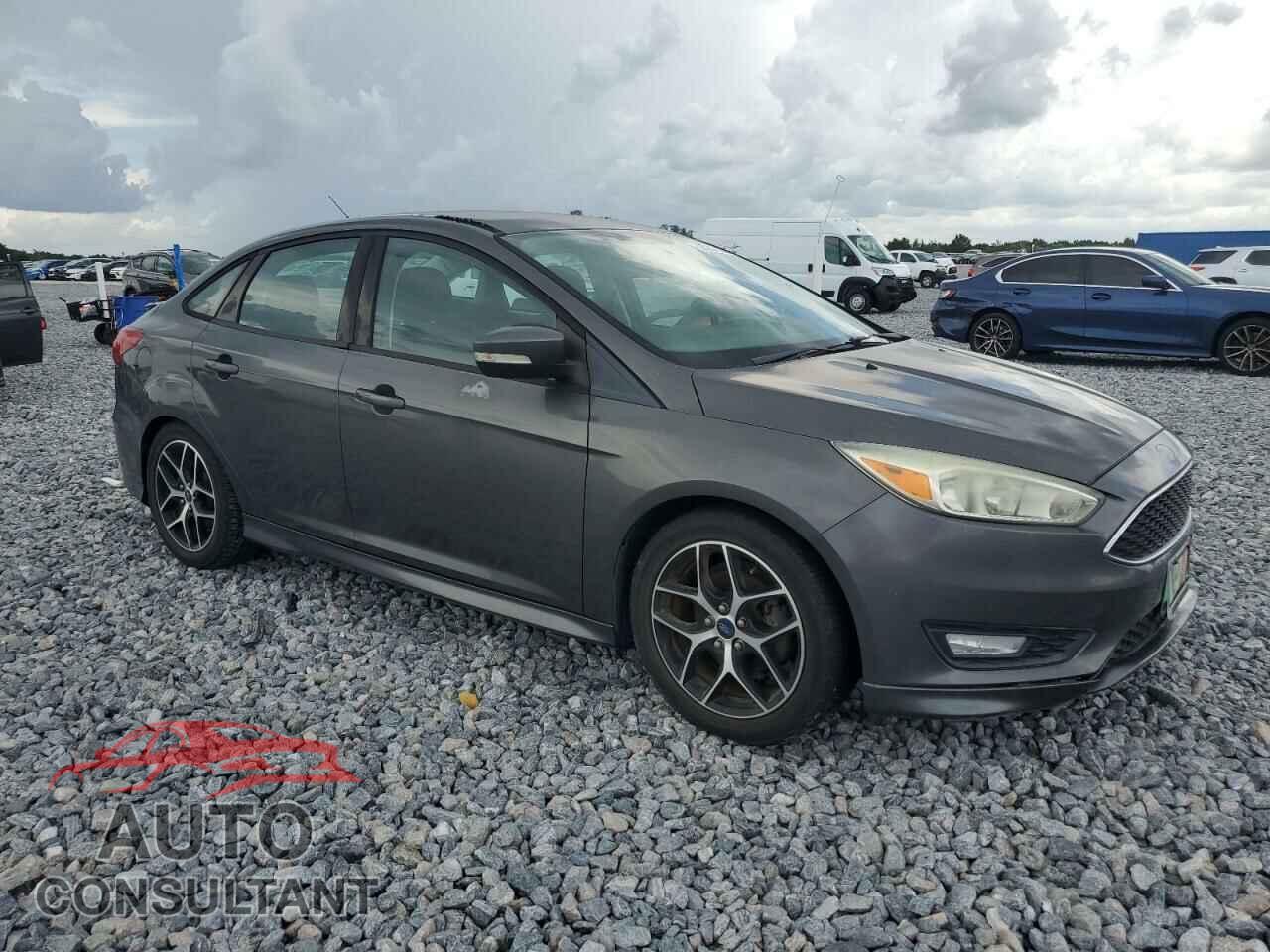 FORD FOCUS 2015 - 1FADP3F26FL279927