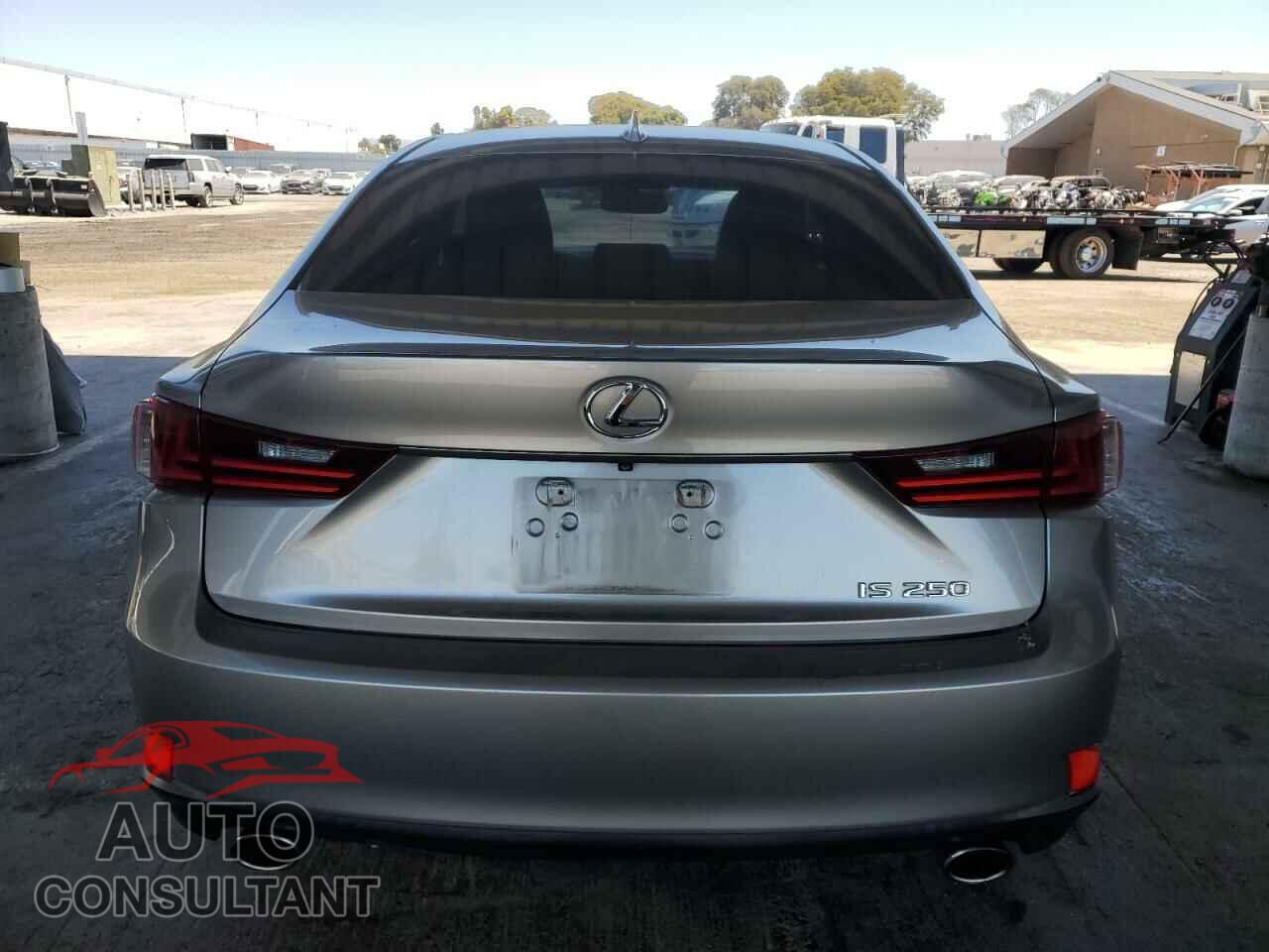 LEXUS IS 2014 - JTHBF1D25E5014722