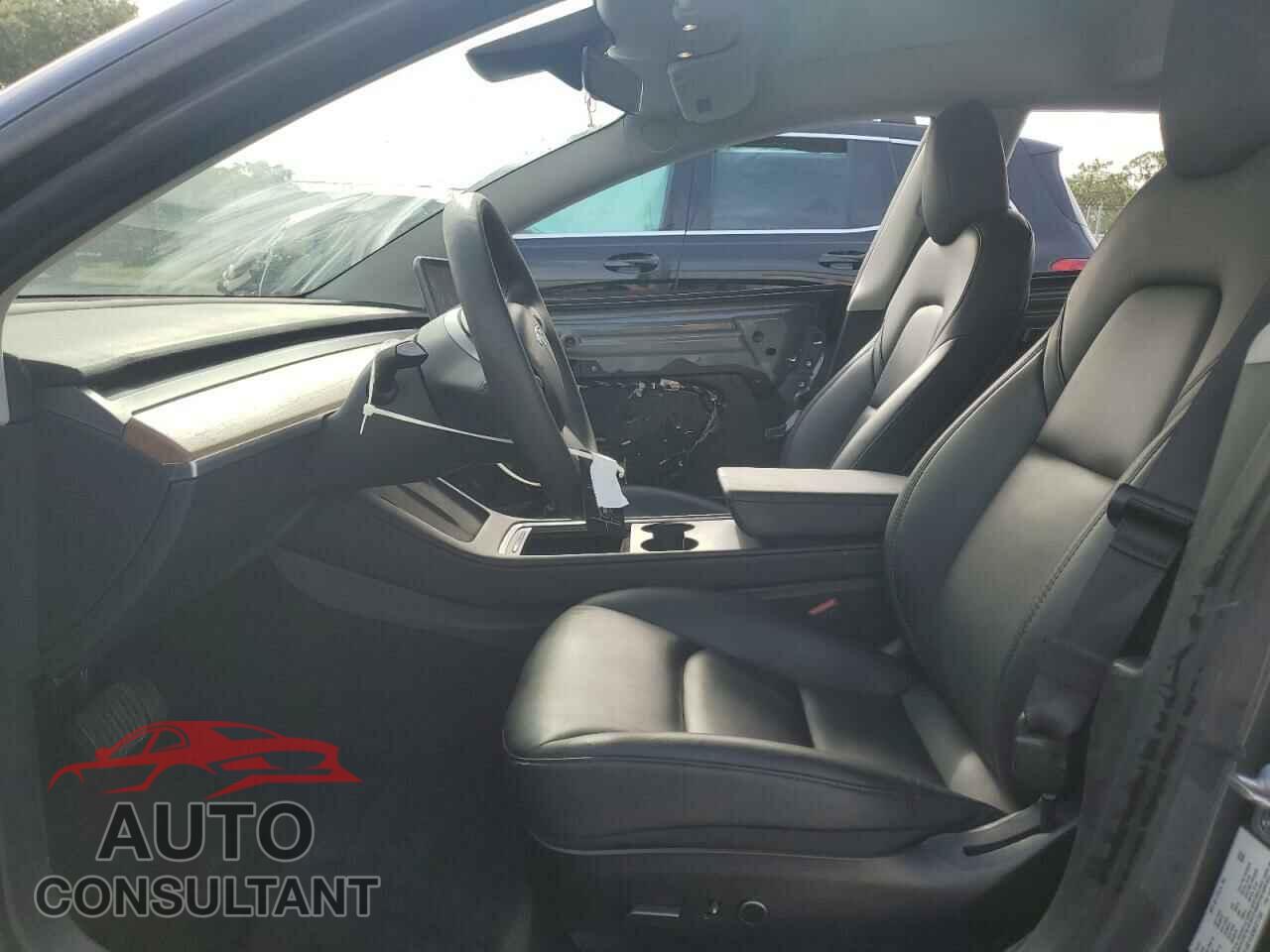 TESLA MODEL 3 2022 - 5YJ3E1EA0NF371786