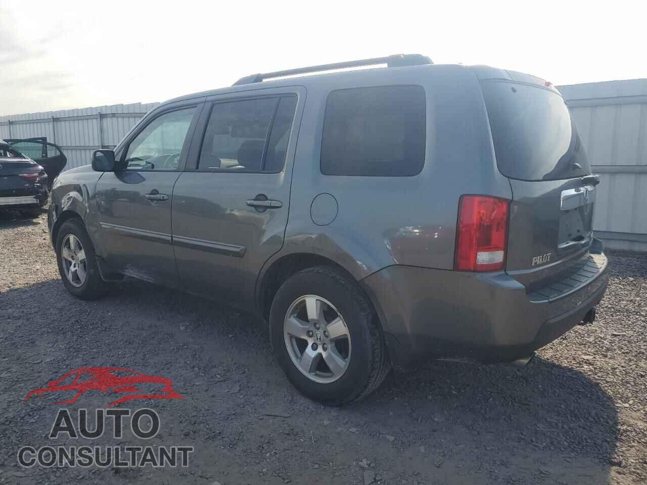 HONDA PILOT 2011 - 5FNYF4H74BB070650