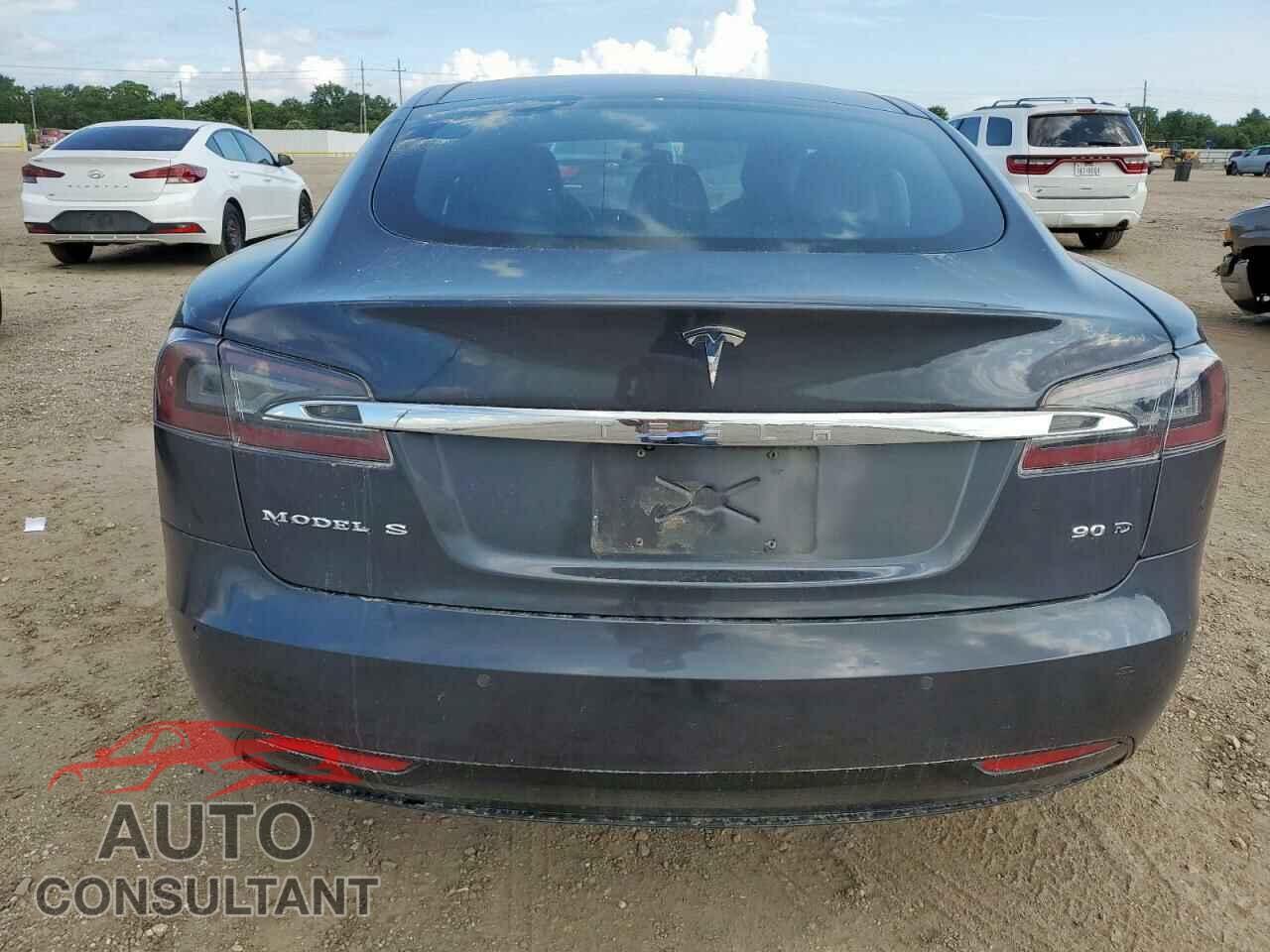 TESLA MODEL S 2017 - 5YJSA1E27HF180483