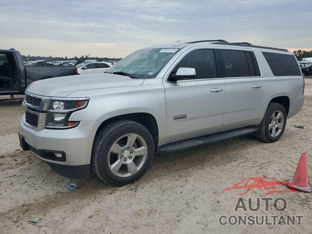 CHEVROLET SUBURBAN 2018 - 1GNSCHKC6JR149961