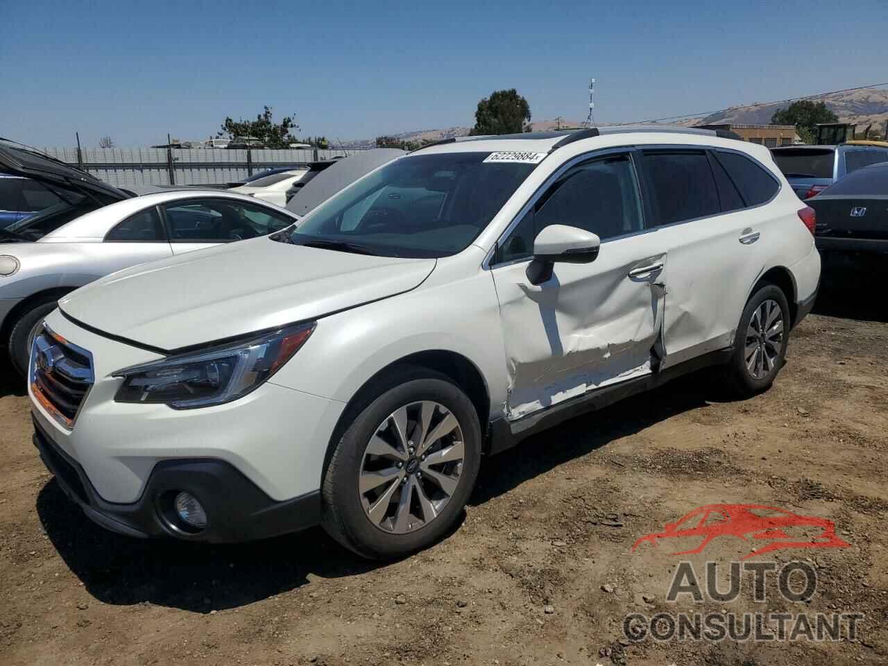 SUBARU OUTBACK 2018 - 4S4BSATC0J3307274