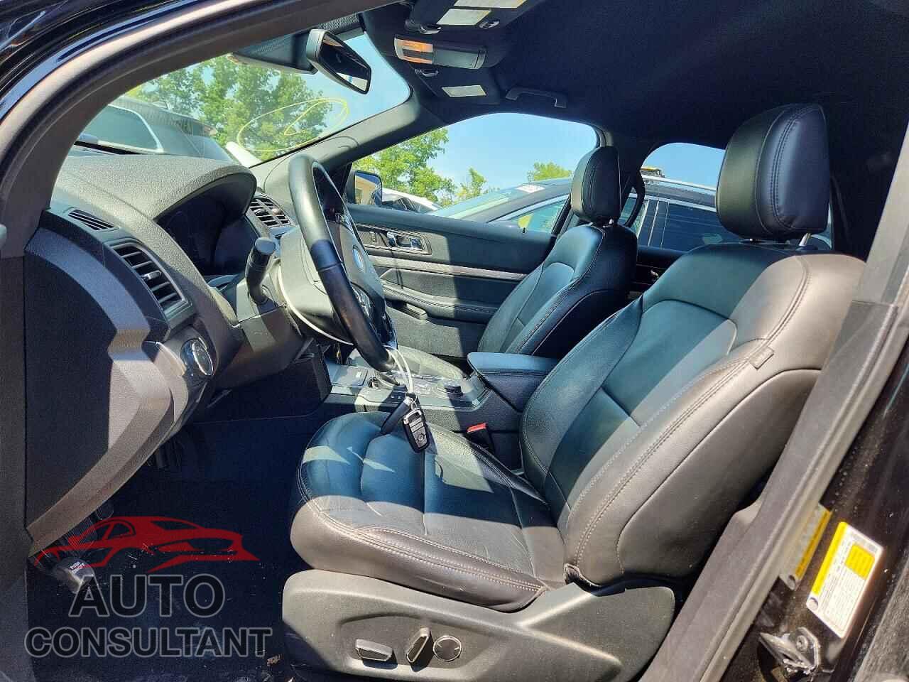 FORD EXPLORER 2018 - 1FM5K8D85JGB46090