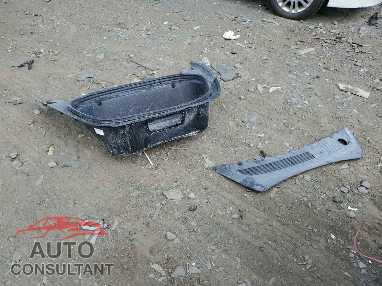 TESLA MODEL 3 2019 - 5YJ3E1EA8KF416954