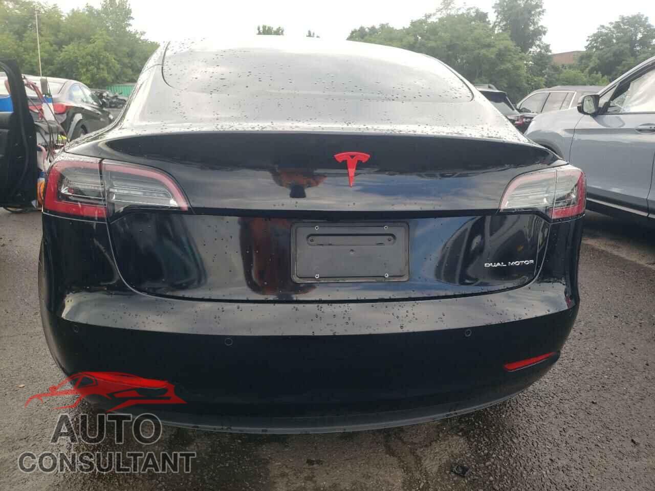 TESLA MODEL 3 2021 - 5YJ3E1EB6MF048429