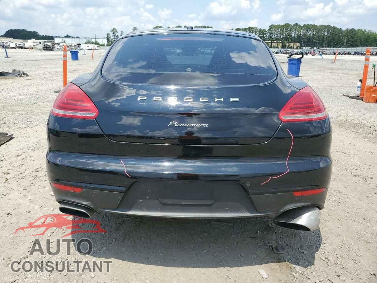 PORSCHE PANAMERA 2014 - WP0AA2A78EL011617