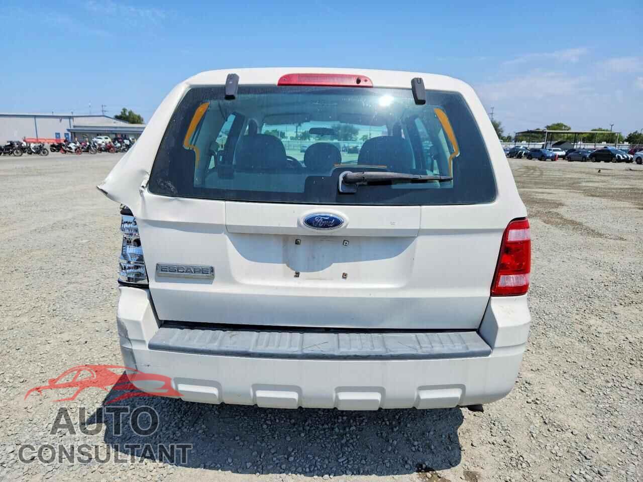 FORD ESCAPE 2009 - 1FMCU02719KC59072