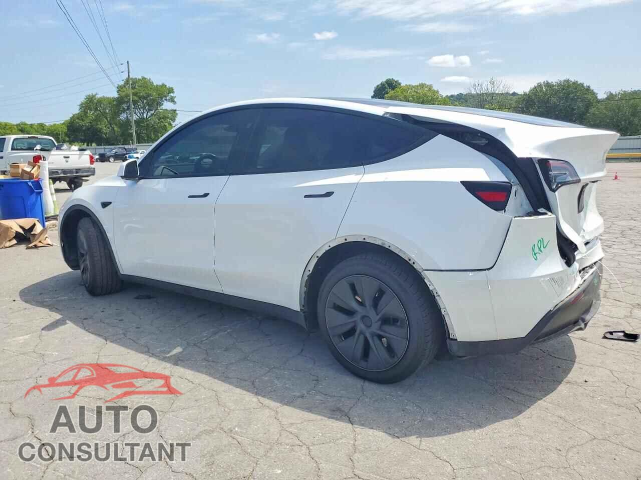 TESLA MODEL Y 2024 - 7SAYGDED3RF097794