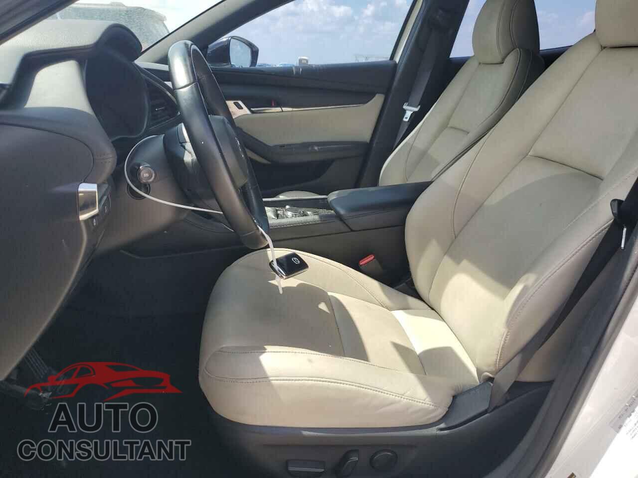 MAZDA 3 2020 - JM1BPBMM7L1158847