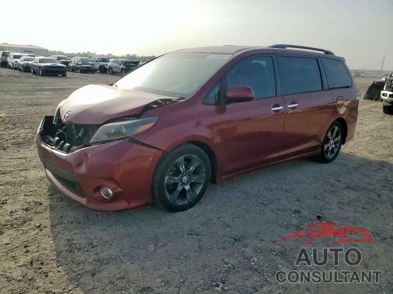 TOYOTA SIENNA 2015 - 5TDXK3DC2FS639114