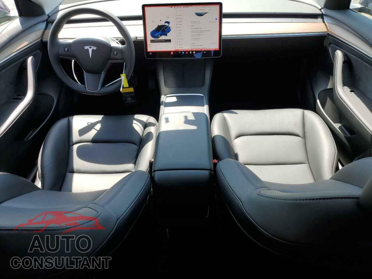 TESLA MODEL 3 2021 - 5YJ3E1EA8MF070696