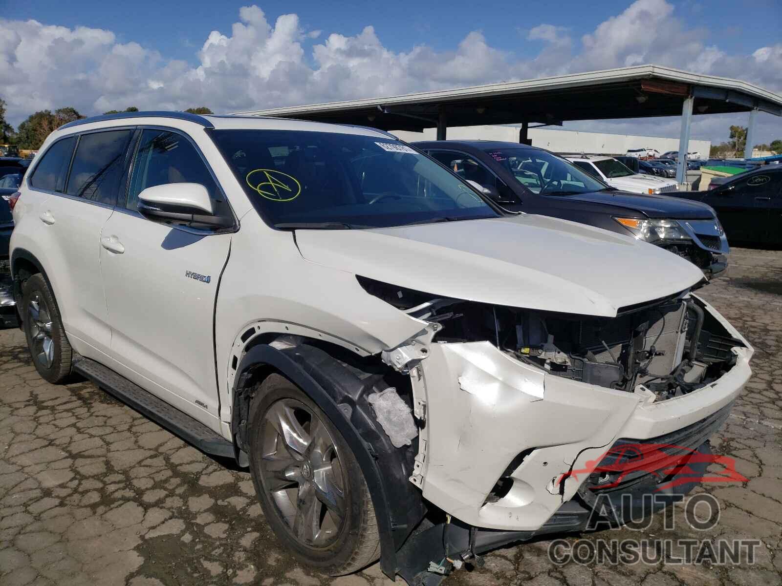 TOYOTA HIGHLANDER 2018 - 5TDDGRFHXJS042270
