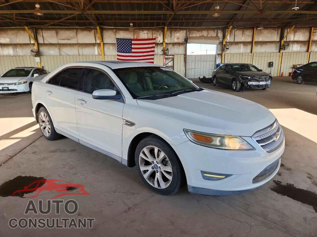 FORD TAURUS 2011 - 1FAHP2EW8BG123925