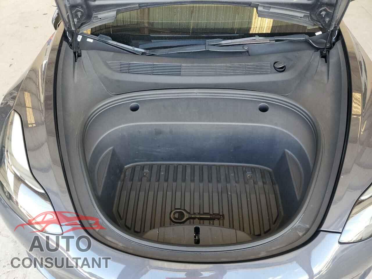 TESLA MODEL 3 2023 - 5YJ3E1EA3PF435595