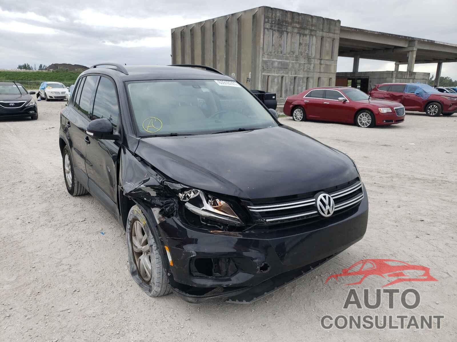 VOLKSWAGEN TIGUAN 2016 - WVGAV7AX9GW506035