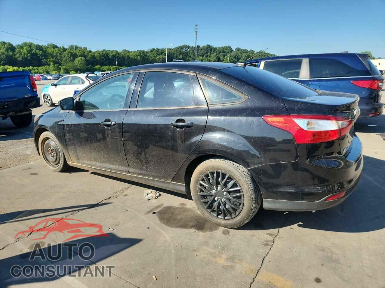 FORD FOCUS 2012 - 1FAHP3F28CL457883