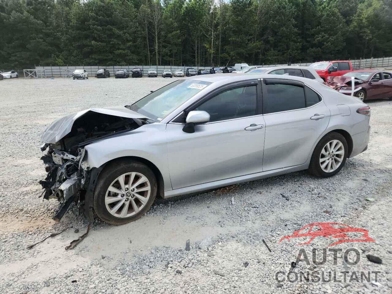 TOYOTA CAMRY 2022 - 4T1C11AK8NU650075