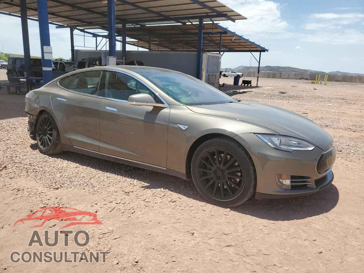 TESLA MODEL S 2015 - 5YJSA1H11FF094876