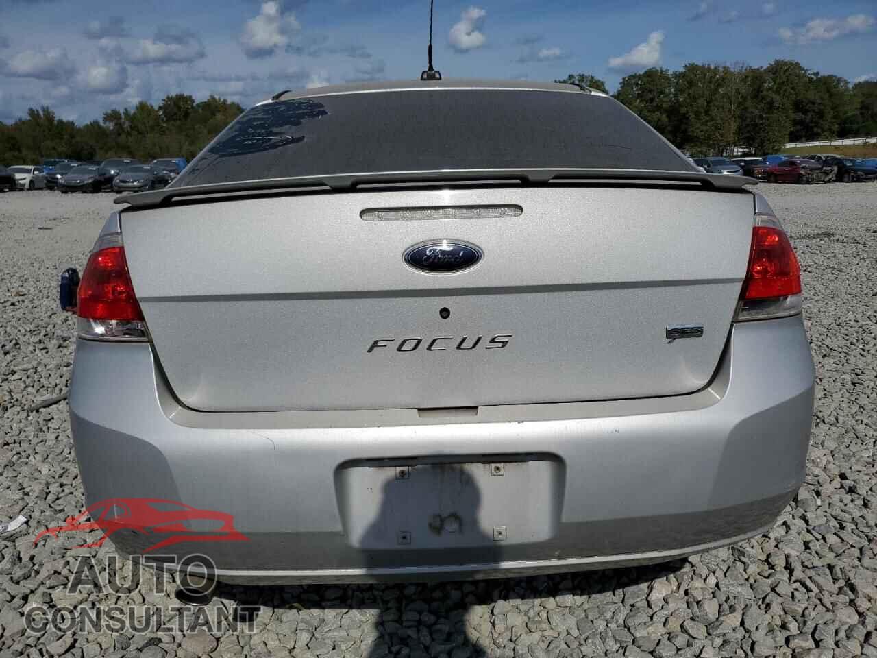 FORD FOCUS 2009 - 1FAHP36N29W102757